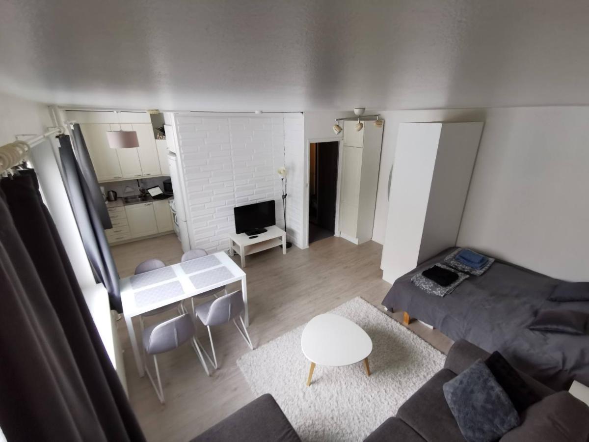 Cozy Apartment In The Center روفانييمي المظهر الخارجي الصورة